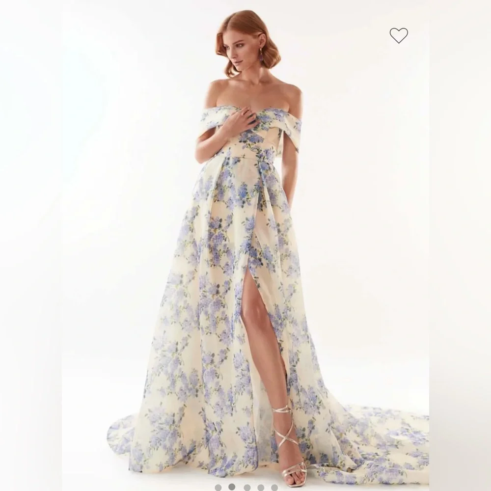 Milla Hydrangea Chic off-the-shoulder floral maxi dress ,Size S - Picture 1 of 11